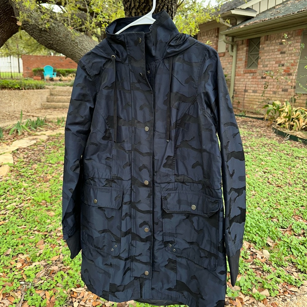 Raincoat Blue Camo size medium